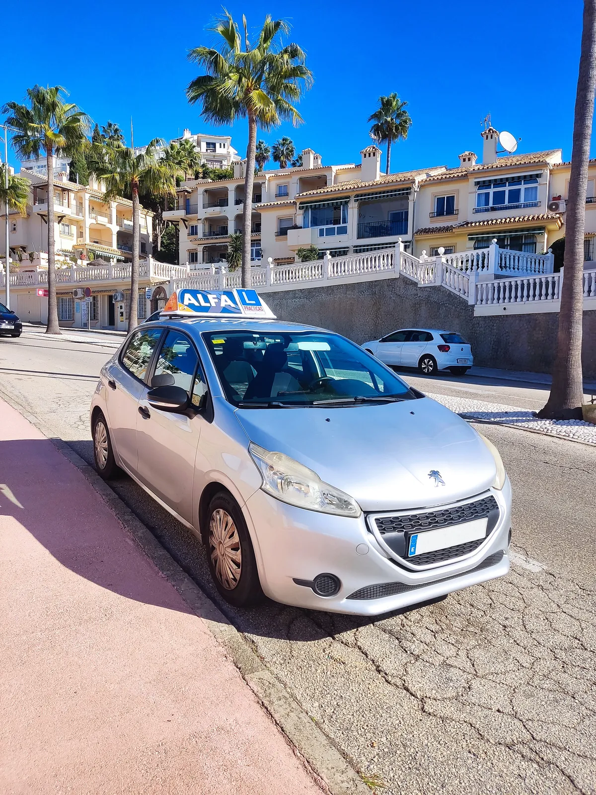 Recogida coche de autoescuela en Riviera Marbella
